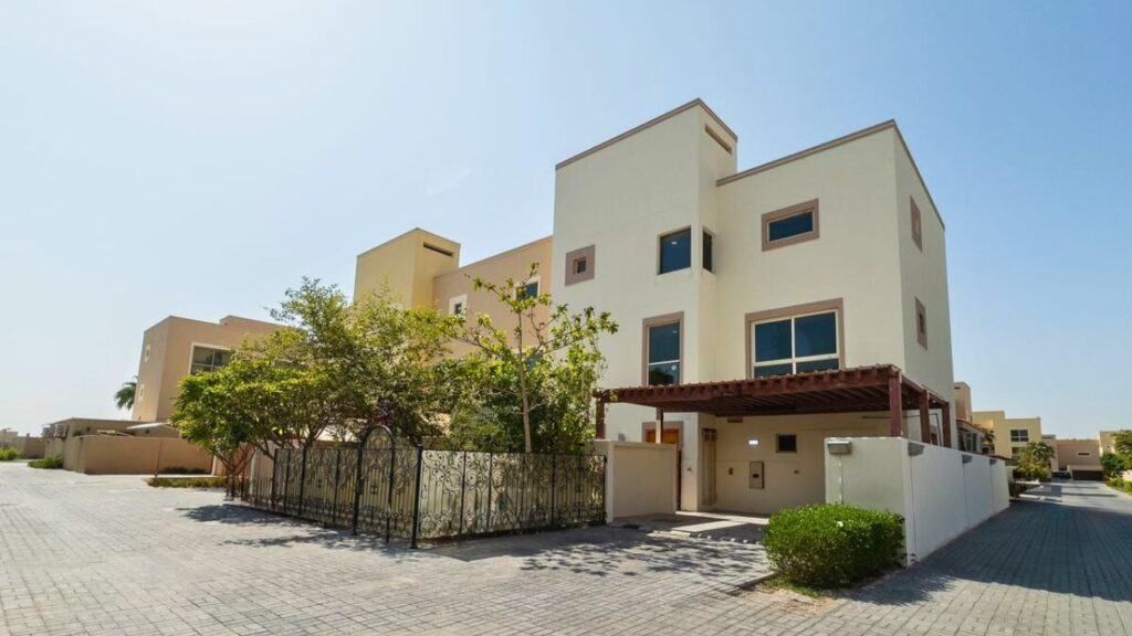 Raha Gardens,Al Raha Gardens,Villas in al Raha,al raha abu dhabi,al raha,al raha beach,al raha beach hotel,al raha apartments for sale,al raha apartment 3 bedroom Raha Gardens