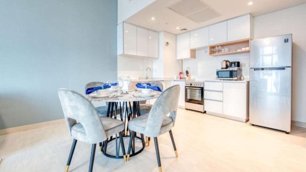 the bridges, the bridges apartments, the bridges abu dhabi, the bridges abu dhabi rent, the bridges shams abu dhabi, the bridges aldar abu dhabi, between the bridges abu dhabi, the bridges reem island abu dhabi, apartments for rent between the bridges abu dhabi the bridges